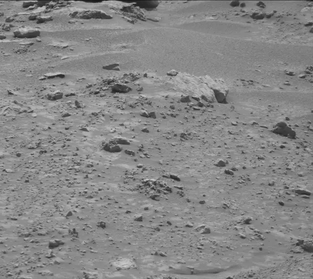 Sol 4213: Mast Camera (Mastcam)