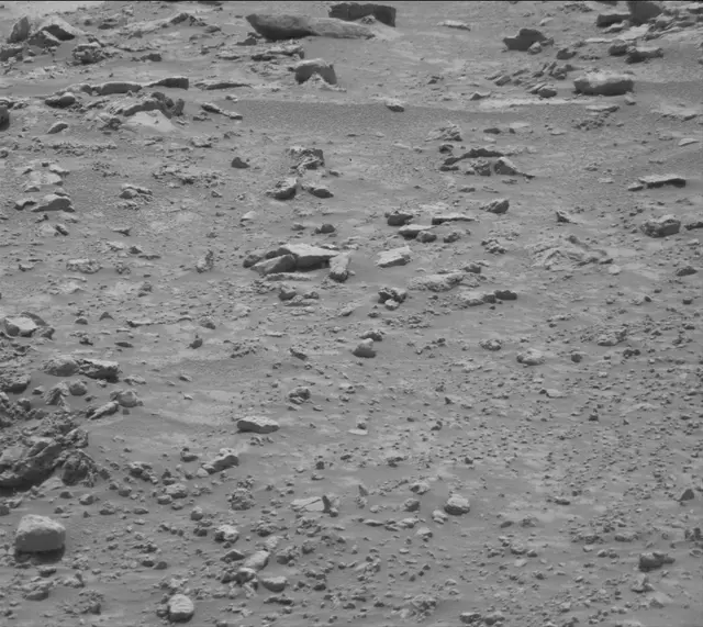 Sol 4213: Mast Camera (Mastcam)