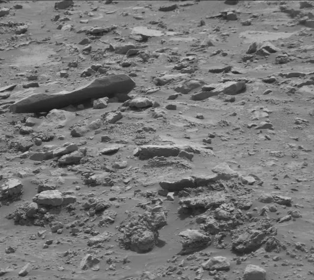 Sol 4213: Mast Camera (Mastcam)