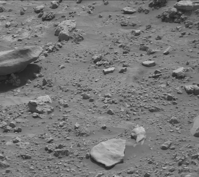 Sol 4213: Mast Camera (Mastcam)