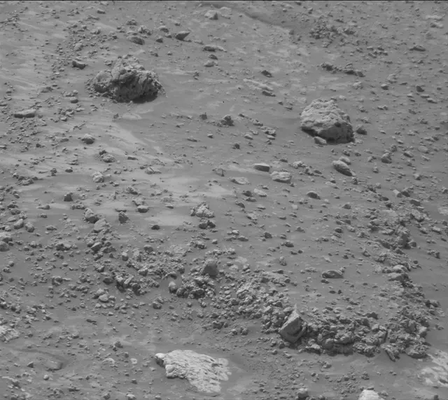 Sol 4213: Mast Camera (Mastcam)
