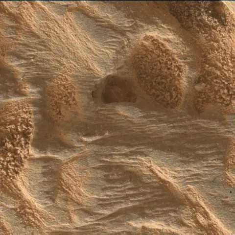 Sol 4216: Mars Hand Lens Imager (MAHLI)