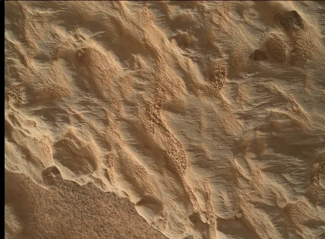 Sol 4216: Mars Hand Lens Imager (MAHLI)