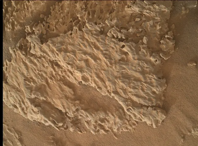 Sol 4216: Mars Hand Lens Imager (MAHLI)