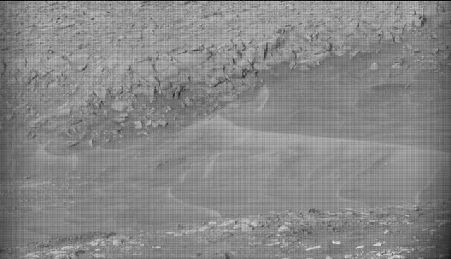 Sol 4217: Mast Camera (Mastcam)