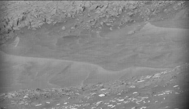 Sol 4217: Mast Camera (Mastcam)