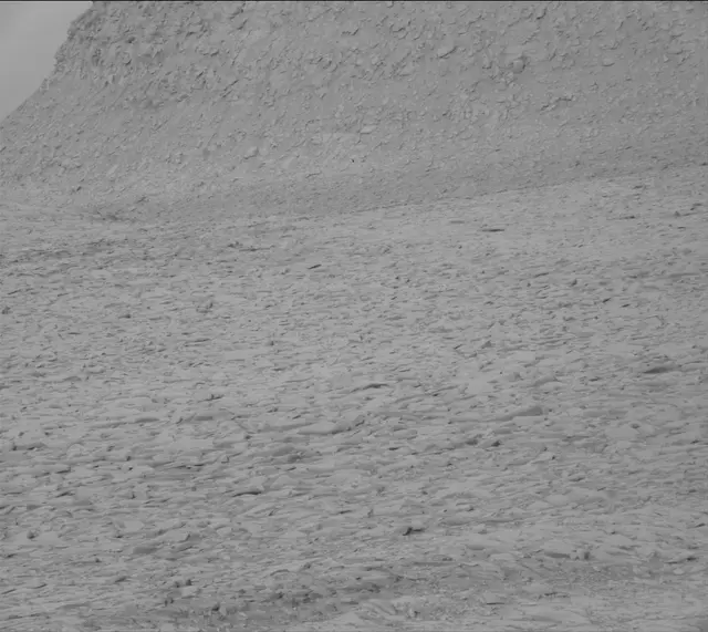 Sol 4217: Mast Camera (Mastcam)