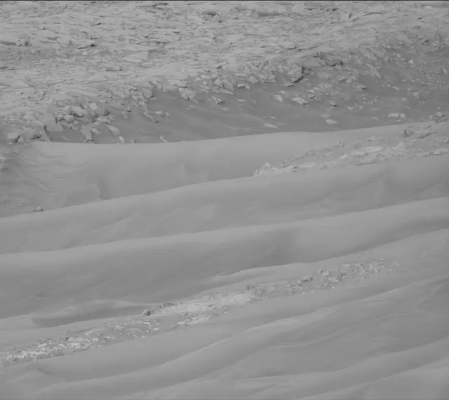 Sol 4217: Mast Camera (Mastcam)