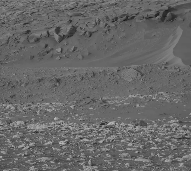 Sol 4217: Mast Camera (Mastcam)