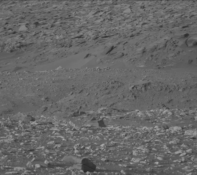 Sol 4217: Mast Camera (Mastcam)