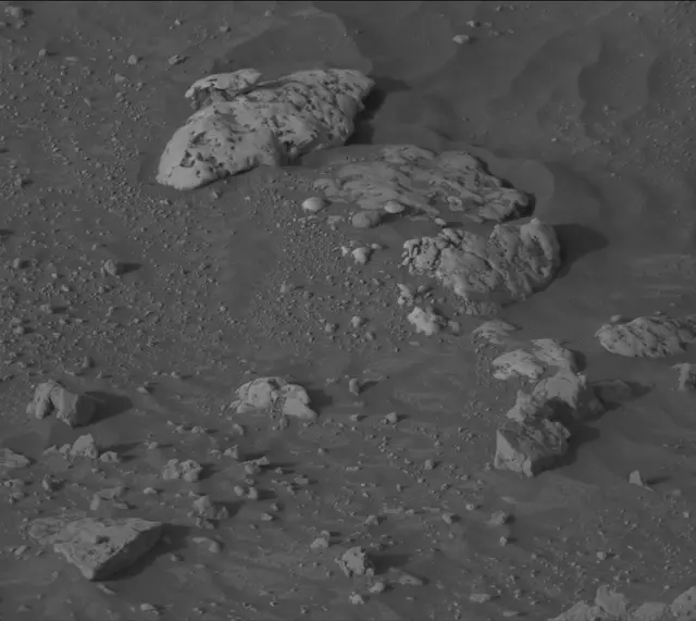 Sol 4217: Mast Camera (Mastcam)