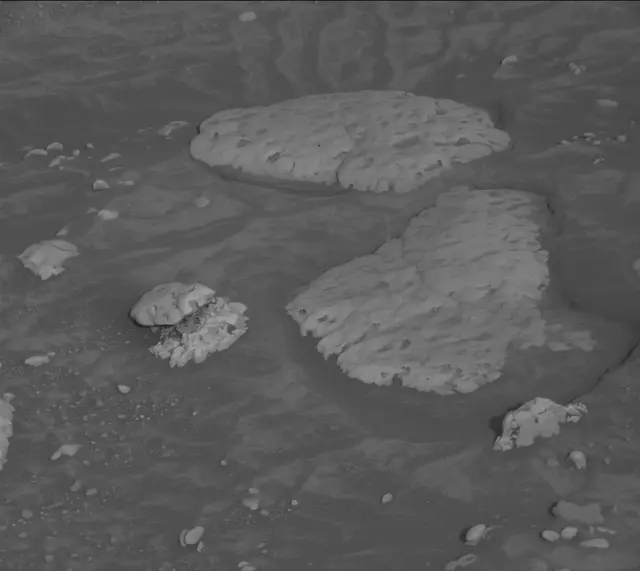 Sol 4217: Mast Camera (Mastcam)