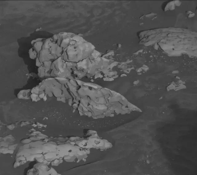 Sol 4217: Mast Camera (Mastcam)