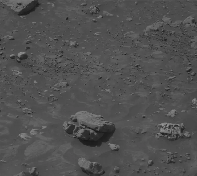 Sol 4217: Mast Camera (Mastcam)