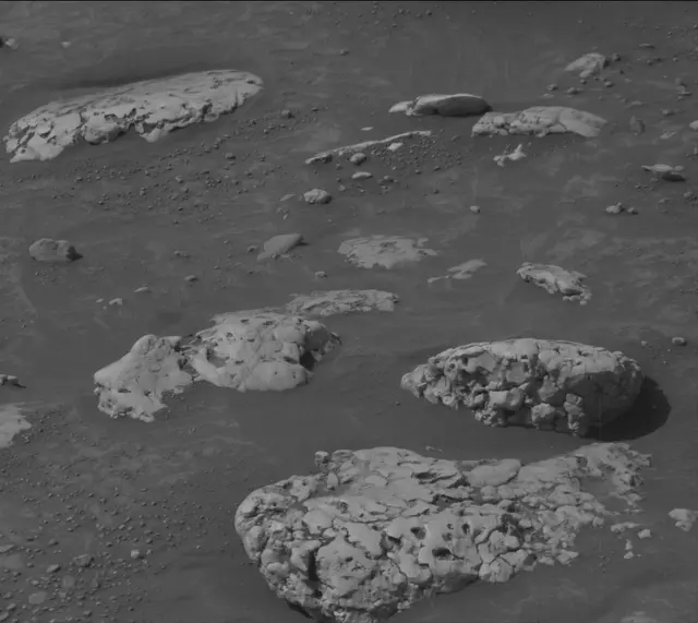 Sol 4217: Mast Camera (Mastcam)