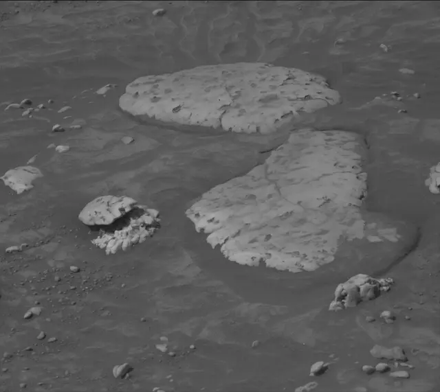Sol 4217: Mast Camera (Mastcam)