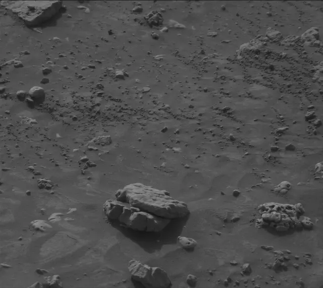 Sol 4217: Mast Camera (Mastcam)