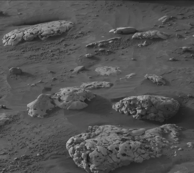 Sol 4217: Mast Camera (Mastcam)
