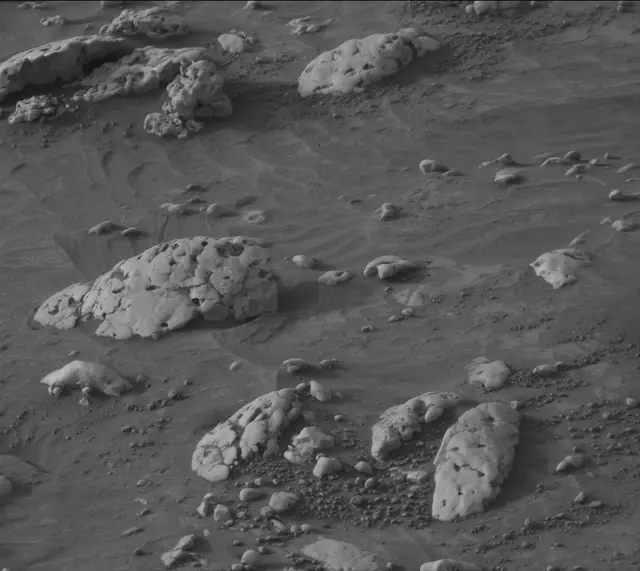 Sol 4217: Mast Camera (Mastcam)