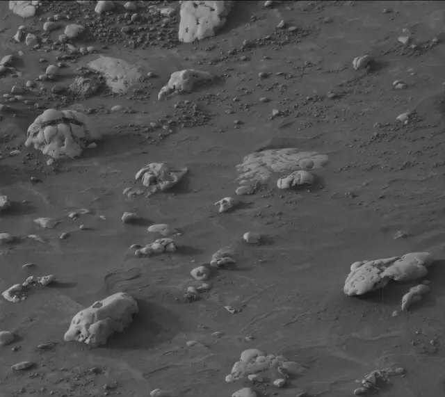 Sol 4217: Mast Camera (Mastcam)