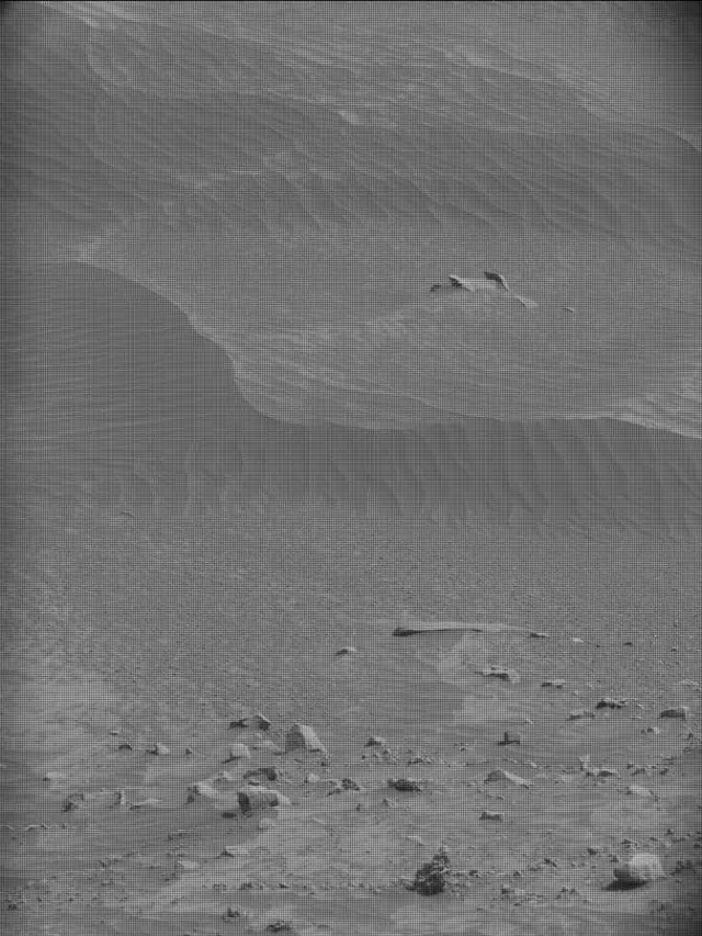 Sol 4220: Mast Camera (Mastcam)
