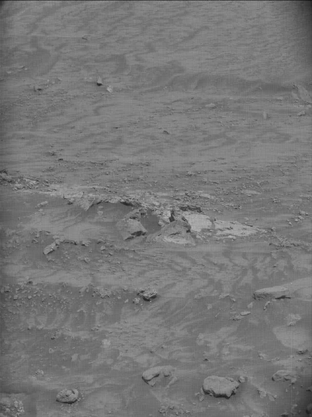 Sol 4220: Mast Camera (Mastcam)