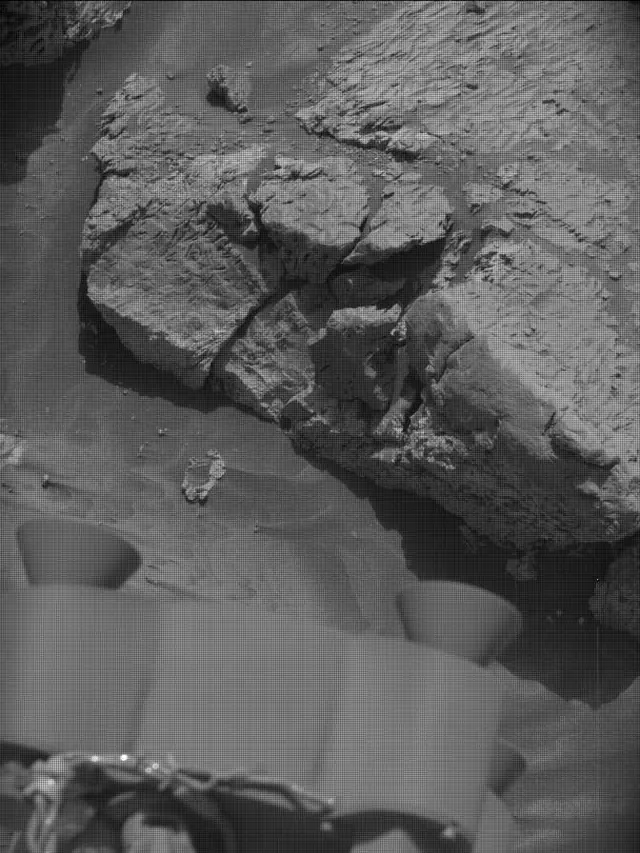 Sol 4220: Mast Camera (Mastcam)