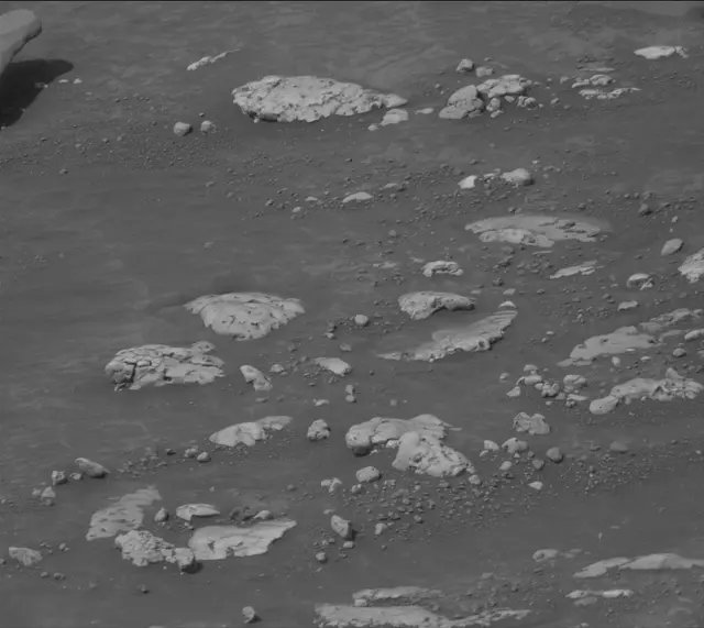 Sol 4222: Mast Camera (Mastcam)