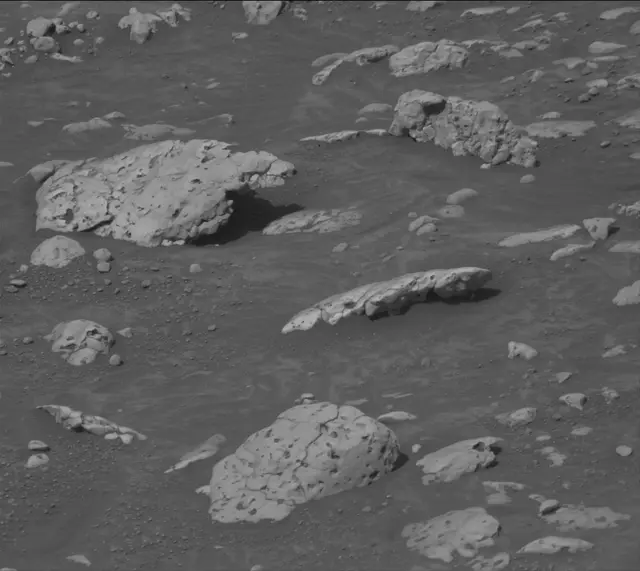 Sol 4222: Mast Camera (Mastcam)
