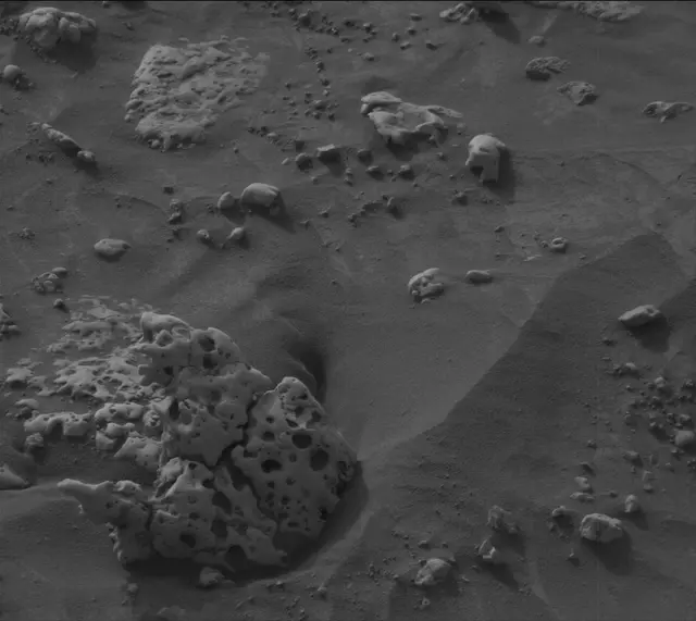Sol 4222: Mast Camera (Mastcam)