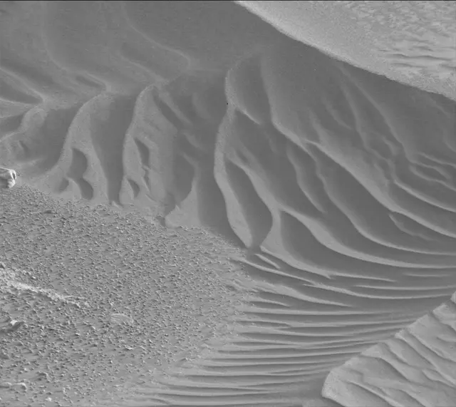 Sol 4224: Mast Camera (Mastcam)