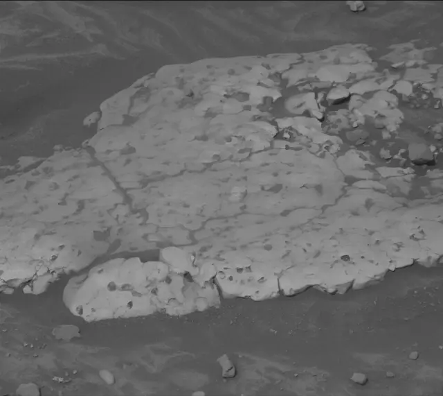 Sol 4233: Mast Camera (Mastcam)