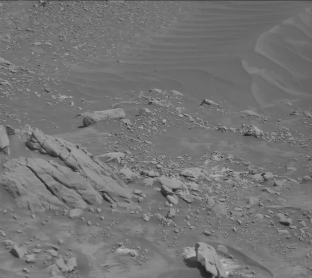 Sol 4233: Mast Camera (Mastcam)
