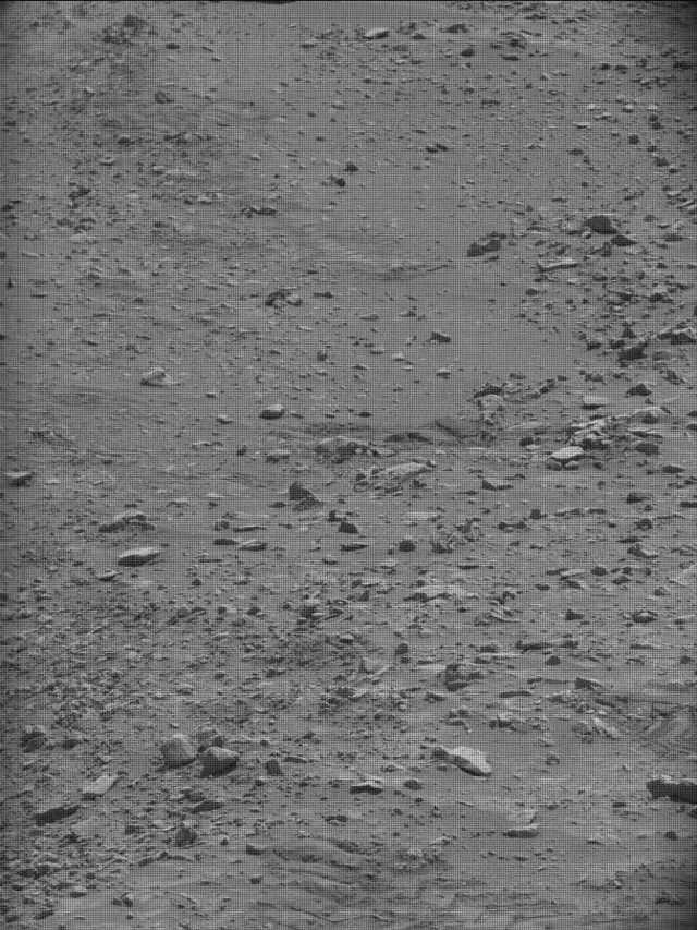 Sol 4235: Mast Camera (Mastcam)