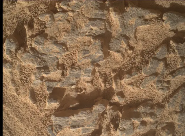 Sol 4236: Mars Hand Lens Imager (MAHLI)