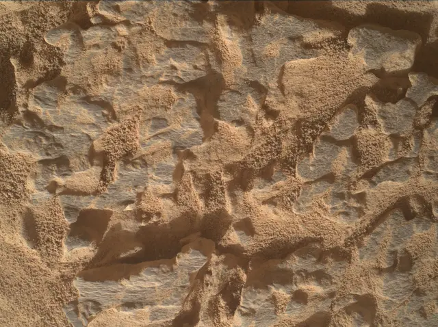 Sol 4236: Mars Hand Lens Imager (MAHLI)