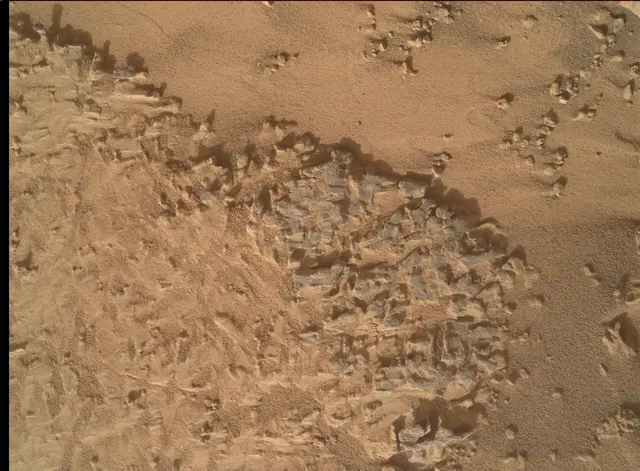 Sol 4236: Mars Hand Lens Imager (MAHLI)