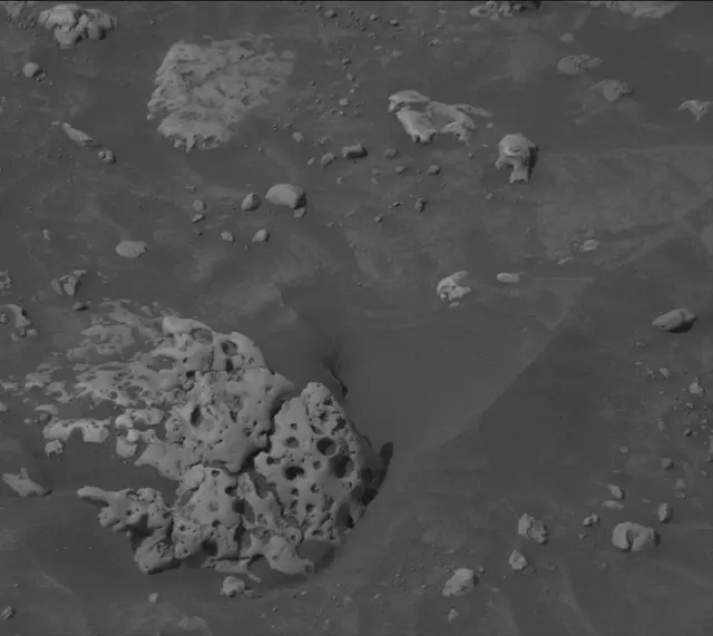 Sol 4237: Mast Camera (Mastcam)