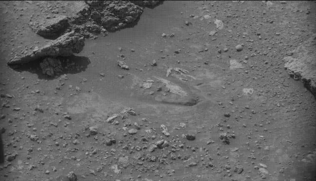 Sol 4239: Mast Camera (Mastcam)