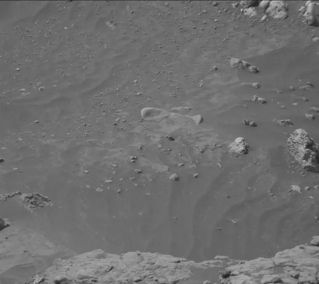 Sol 4239: Mast Camera (Mastcam)