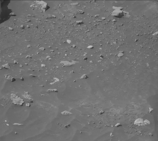 Sol 4239: Mast Camera (Mastcam)