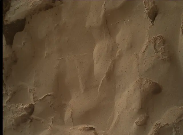 Sol 4239: Mars Hand Lens Imager (MAHLI)