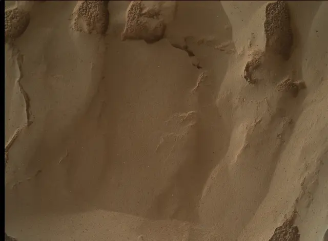 Sol 4239: Mars Hand Lens Imager (MAHLI)