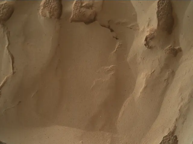Sol 4239: Mars Hand Lens Imager (MAHLI)