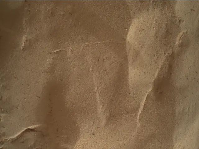 Sol 4239: Mars Hand Lens Imager (MAHLI)