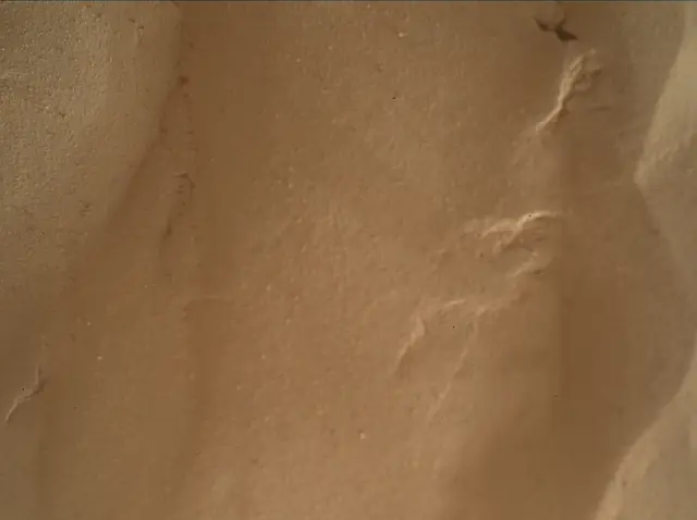 Sol 4239: Mars Hand Lens Imager (MAHLI)