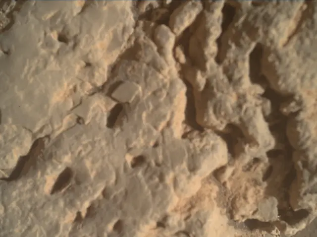 Sol 4241: Mars Hand Lens Imager (MAHLI)