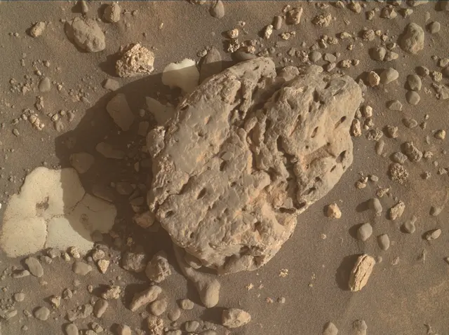 Sol 4241: Mars Hand Lens Imager (MAHLI)