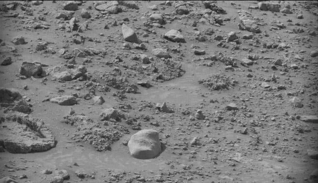 Sol 4243: Mast Camera (Mastcam)