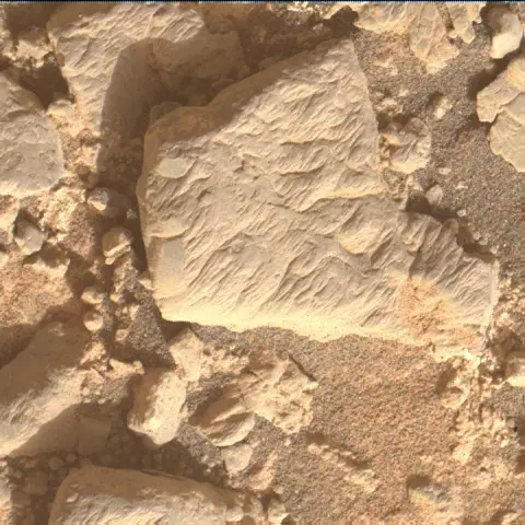 Sol 4243: Mars Hand Lens Imager (MAHLI)